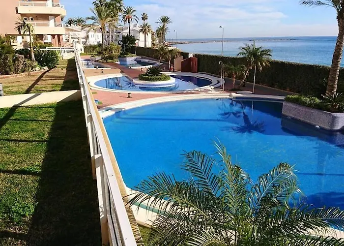 Punta Cormoran Three Bedroom Rp060 Appartement *